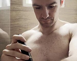 Preparing for photoshoot, I keep body smooth post-workout