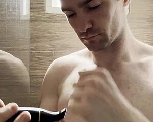Preparing for photoshoot, I keep body smooth post-workout