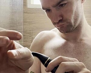 I’m shaving sweaty armpits and chest after gym for next week’s photoshoot behind scenes