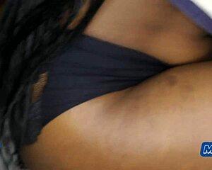 Ebony slut takes raw missionary fuck