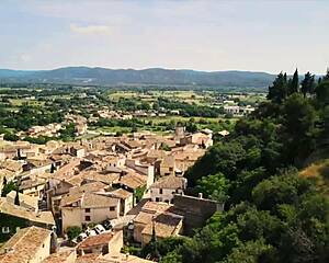 sandrillon and livia, gorgeous brunettes, can’t stop eating each other’s pussy, wanna watch?