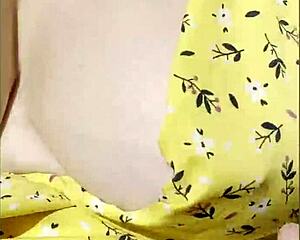 Wifey Flashes Perfect Tits Driving Wild