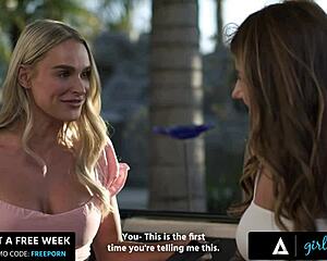 Hardcore affair with tigrexxx red riding big black cock