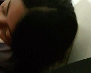 Amateur girl sucks big cock deliciously in homemade video