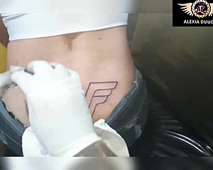 did the celebrity tattoo artist like anitta really ink alexia duucan ts’s ass? check the best moments of this tgata getting tattooed there