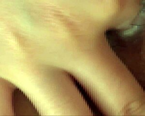 Incredible! Asian Coed Moaning Loud During Solo Play