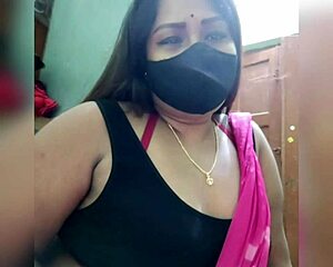 Is This Desi Indian Mom Bhabi Teasing?