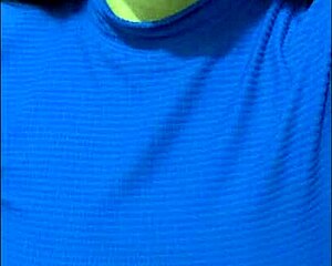 Klitoris dan pantatku rindu aksi sebagai ibu tiri nakal