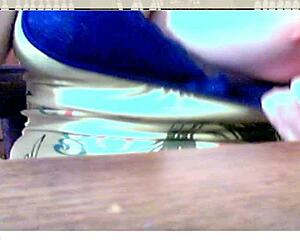 wanna see this teen webcam girl having free sex?