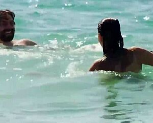 Regina Blandón shows nipple to town boyfriend 2019