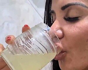 Man, I went to make caipirinha and ended up banging the boss! 🍹