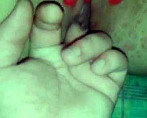 i cant stop masturbatin, its feelin so good