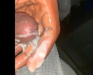 Solo mature amateur strokes hard in homemade video session