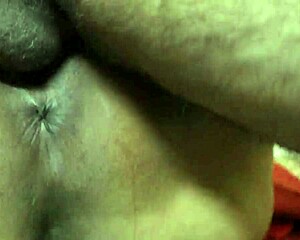 i'm fucking this indian mature aunty so hard and making her pussy juicy