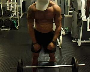 Vloog's Athletic Milf Fitness Preparation!