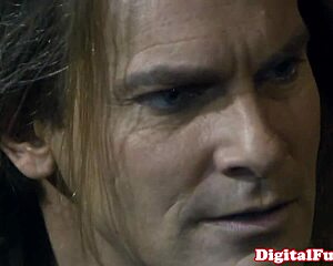 Jesse Jane dominates close up in a wild ffm threeway