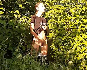 Hey, this brunette is masturbating in nature and cumming hard outdoors! 😍💦