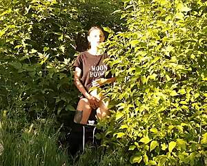 Hey, this brunette is masturbating in nature and cumming hard outdoors! 😍💦