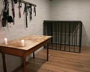 pareja me invita a su fantasia de bdsm con velas y sexo intenso