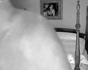 Black couple gets wild backstage with a steamy handjob session. Can't believe we did that! 😜