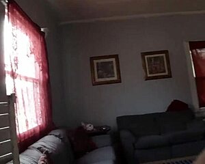 Лицеебля мачехи друга жестко для оплаты долга