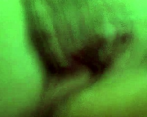 watch me fist this tanned sexy cougar cumslut hard