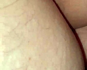 Milf gordita mojada, what a sight!