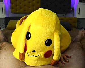 Blonde deepthroats cum in homemade POV