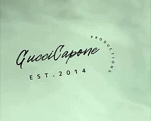 गुच्चीकैपोन Ft लाइट स्किन BBW