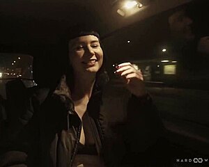 Hardwerk, poproś mnie, żeby przelecieć Delfinę?