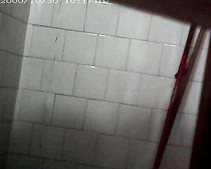 Secretly filming my aunt's bath