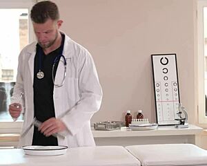 so, these two stud gynecologists just dp their slutty patient polly pons right at the clinic gp2521
