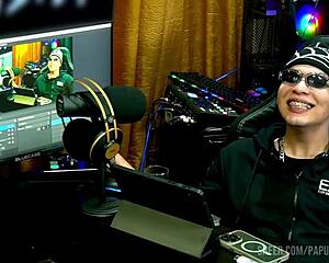 Ruan got so horny while bibi griffo grinds on his lap deliciously - podcast pupum no barraco