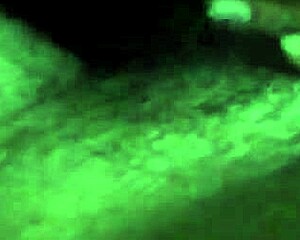 ピナイガールフレンドが精液を飲む