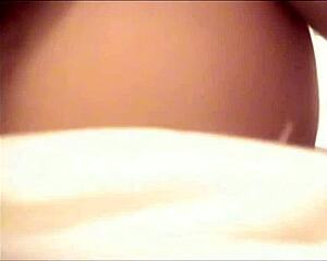 Watch this close up fucking scene!