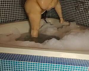 What Kind of Naughty Tricks Is Vivi Guedez Pulling at the Motel?