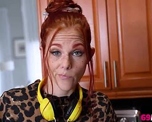 i'm a cute boy so hot for my teacher, wanna have sex