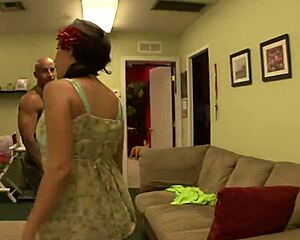 Amateur brunette moans during quickie fucking!