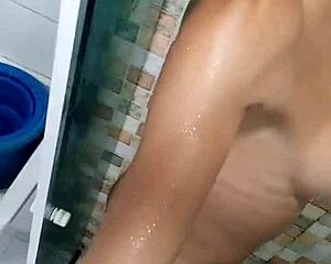 paloma veiga cumming and showing her beautiful 24cm cock