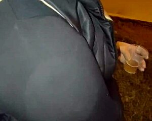 मदुरा को पार्टी में जानता हूं