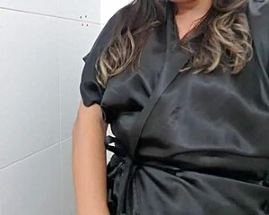 Latina Slut Sends Videos Via Whatsapp