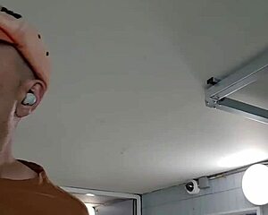 i cruise waterloo east toilets - jun 2025