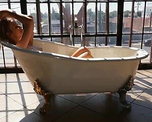 Man, this big round ass milf model strips bare every morning!