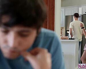 i saw cheating stepsis scarlett alexis fuckin her stepbro's best friend