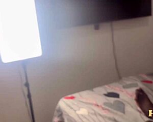 Put dick in pussies, cuckold DP 😈