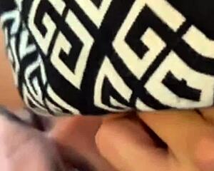 Delicious sex with shaved big pussy novinha to orgasm!