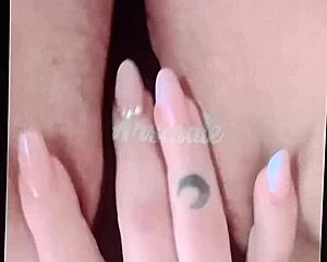 Leslie Sepulveda, forró kurva maszturbál?