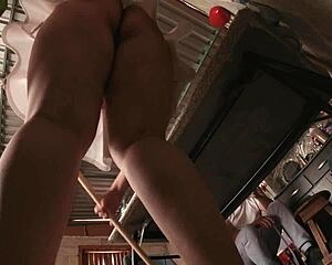 que vas hacer no me gusta ponerme faldas tan cortas, latina upskirt voyeur