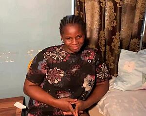 interviewing a cute bbw with big hairy ass for casting 😍