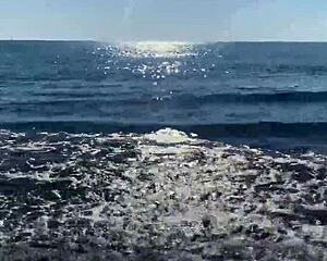 Horny babe double squirt while joggers run by on the beach larajuicy